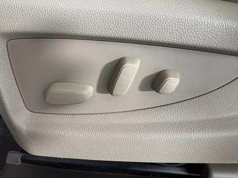 Used 2017 GMC Sierra 1500 SLT w/ Suspension Package, Off-Road image 11