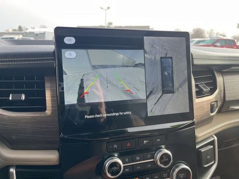 Used 2024 Ford Expedition Max Limited image 25