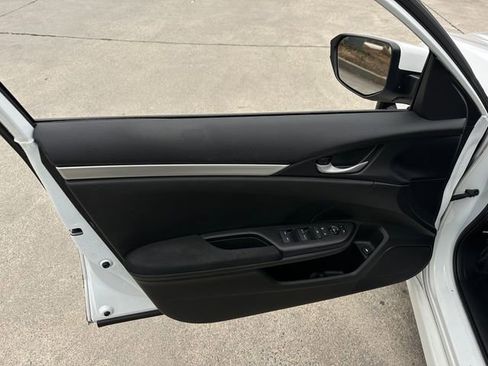 Used 2020 Honda Civic LX image 11