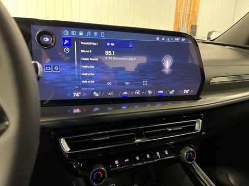 New 2026 Chevrolet Traverse LT w/ Driver Confidence Package image 22