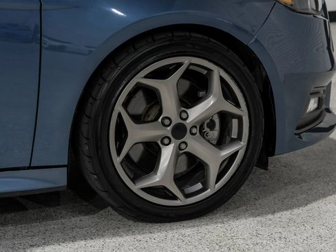 Used 2018 Ford Focus ST image 53