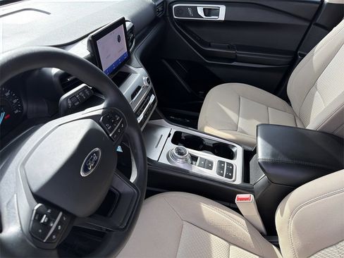 Used 2021 Ford Explorer 2WD image 11