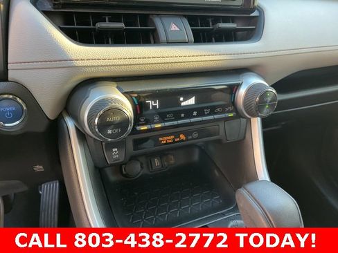 Used 2022 Toyota RAV4 XLE image 26
