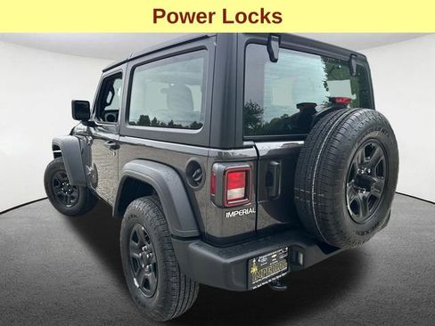 Used 2025 Jeep Wrangler Sport AWD/4WD image 10