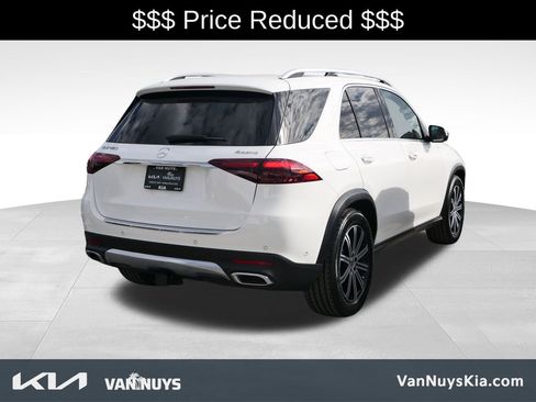 Used 2024 Mercedes-Benz GLE 450 4MATIC image 2