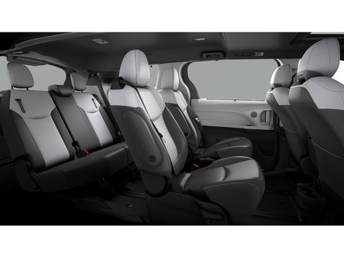 New 2026 Toyota Sienna XSE image 21