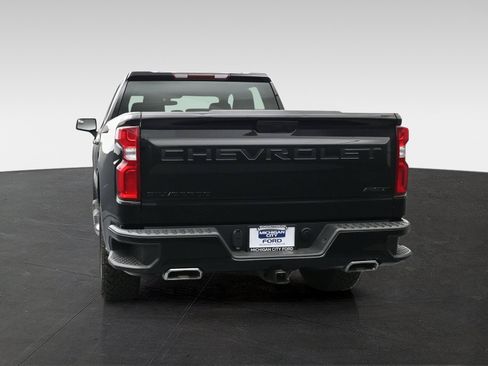 Used 2022 Chevrolet Silverado 1500 RST w/ Z71 Off-Road Package AWD/4WD image 4