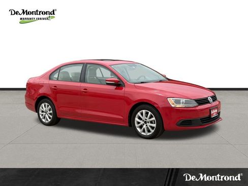 Used 2012 Volkswagen Jetta SE image 3