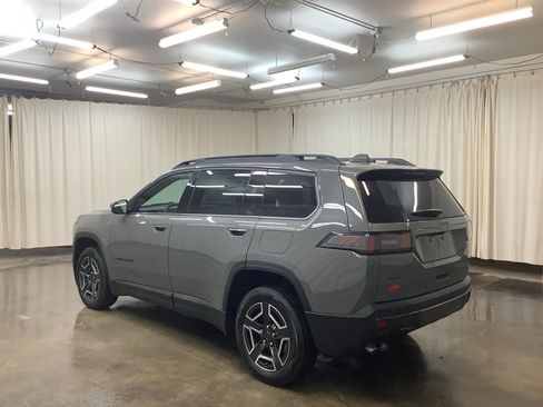 New 2026 Jeep Cherokee Laredo AWD/4WD image 8