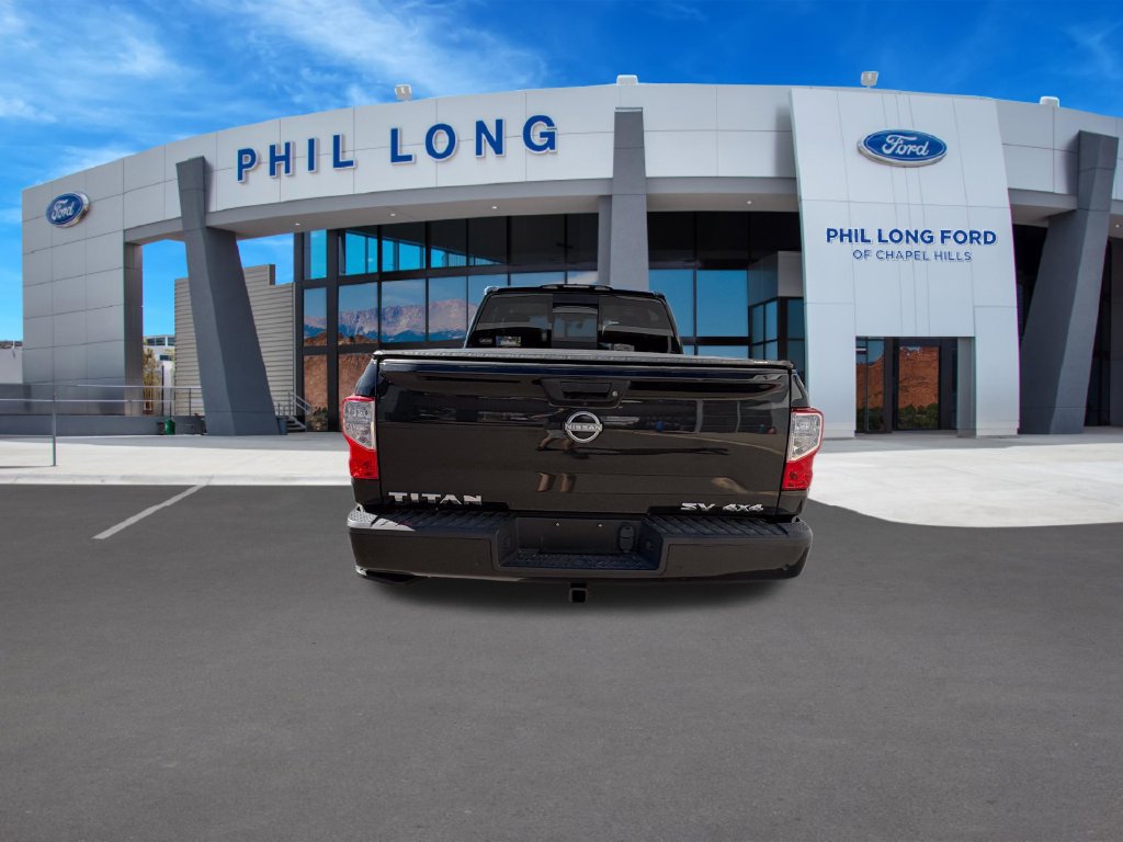 Used 2024 Nissan Titan SV w/ SV Convenience Package AWD/4WD image 4