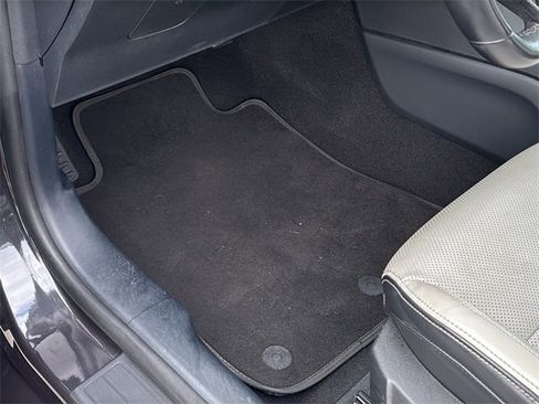 Used 2024 Ford Mustang Premium image 18