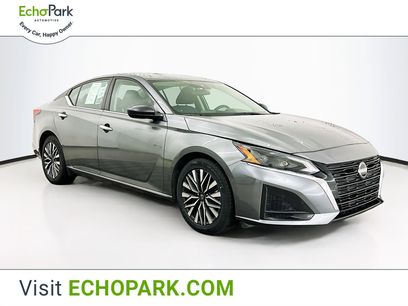Used 2024 Nissan Altima 2.5 SV