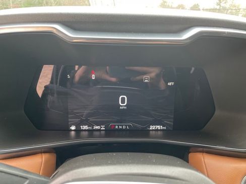 Used 2023 GMC Canyon AT4 w/ AT4 Premium Package image 28