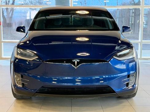 Used 2017 Tesla Model X 75D image 3