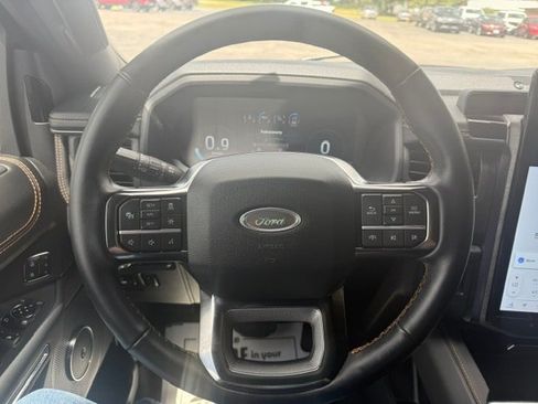 Used 2023 Ford Expedition Platinum AWD/4WD image 20