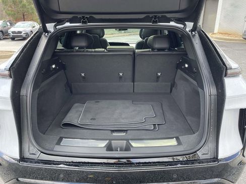 New 2026 Cadillac Lyriq Sport image 10