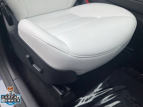 Used 2023 Tesla Model Y Long Range AWD/4WD image 62
