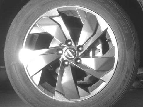 Used 2025 Nissan Rogue SV image 13