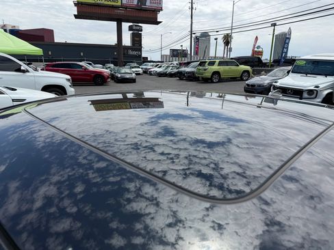 Used 2020 BMW 740i RWD image 8