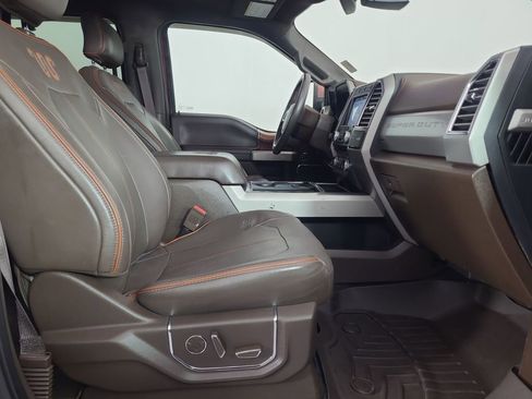 Used 2017 Ford F450 King Ranch w/ King Ranch Ultimate Package image 22