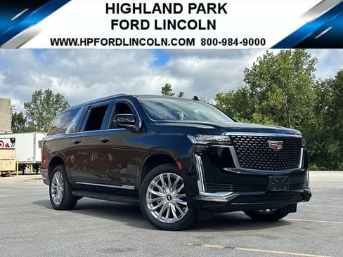 Used 2023 Cadillac Escalade ESV Premium Luxury image 1