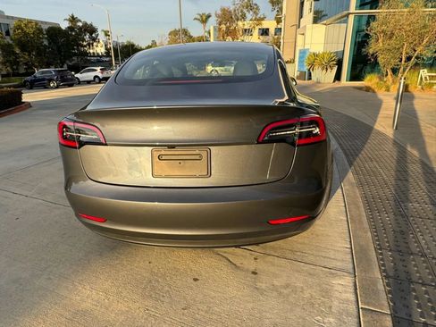 Used 2021 Tesla Model 3 Standard Range Plus RWD image 8