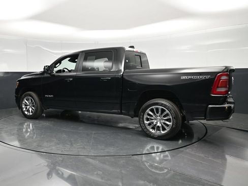 Used 2023 RAM 1500 Laramie AWD/4WD image 9