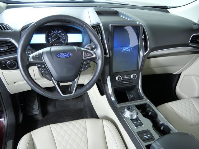 Certified 2024 Ford Edge Titanium w/ Equipment Group 301A AWD/4WD image 3