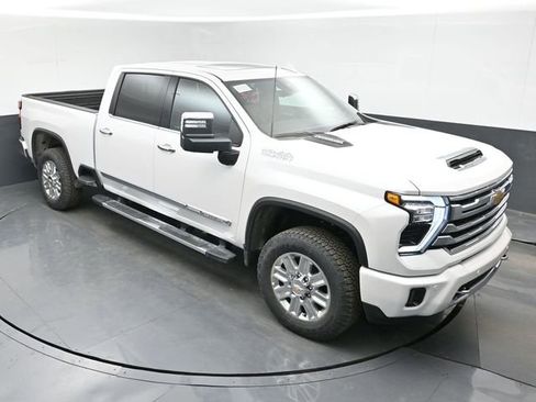 Used 2025 Chevrolet Silverado 2500 High Country w/ Technology Package image 31