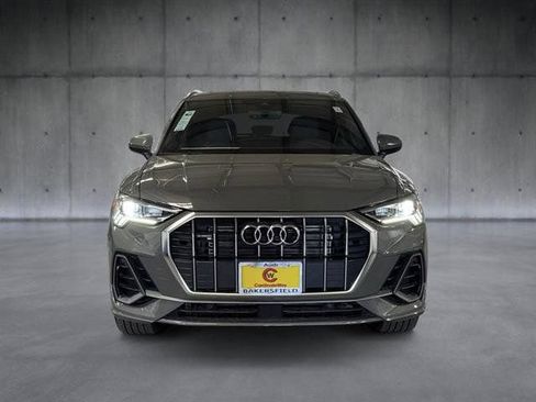 Certified 2025 Audi Q3 2.0T Premium w/ Convenience Package AWD/4WD image 8
