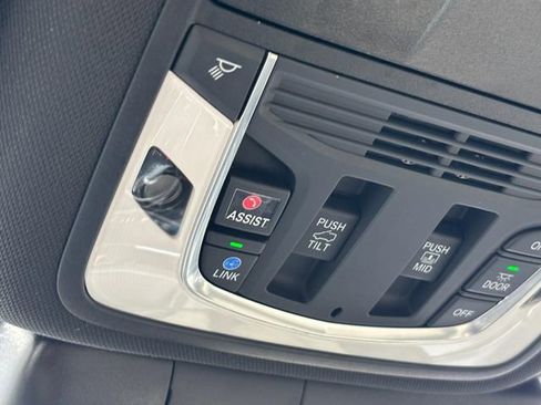 Used 2022 Acura RDX AWD w/ A-Spec & Advance Pkg image 29