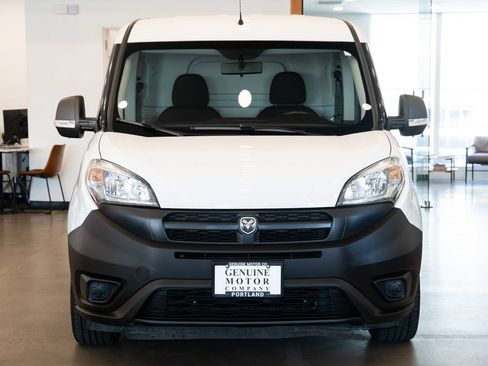 Used 2017 RAM ProMaster City Tradesman w/ Rear Back-up Camera Group FWD image 2