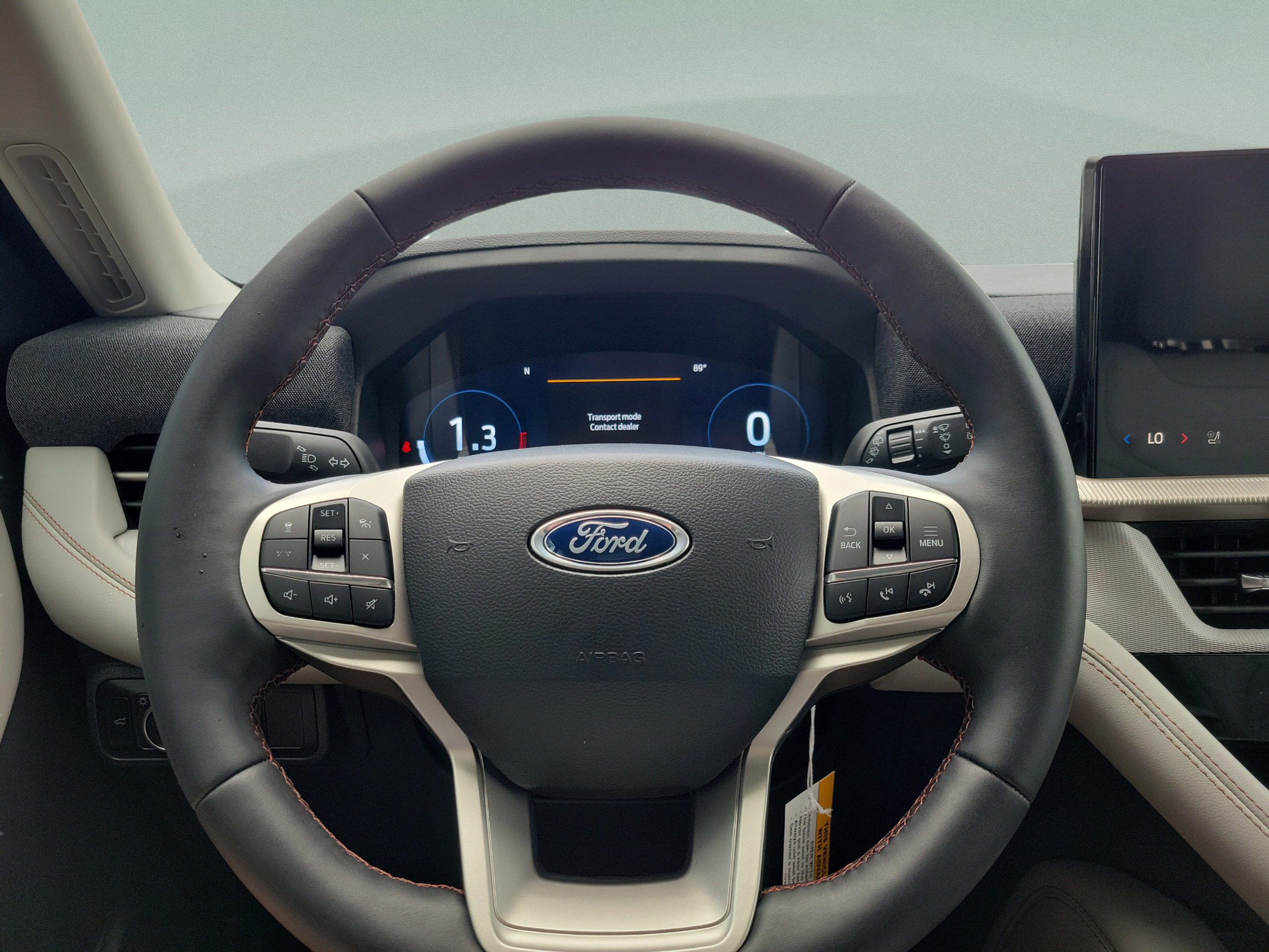 New 2026 Ford Explorer Active w/ Active Comfort Package RWD image 18