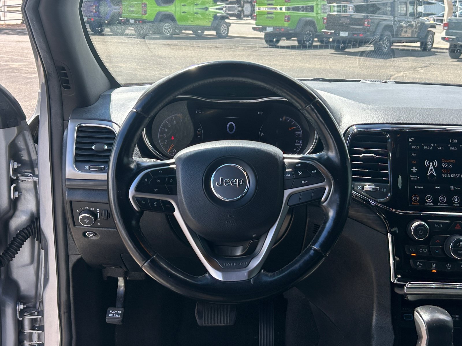 Used 2021 Jeep Grand Cherokee Laredo X AWD/4WD image 9