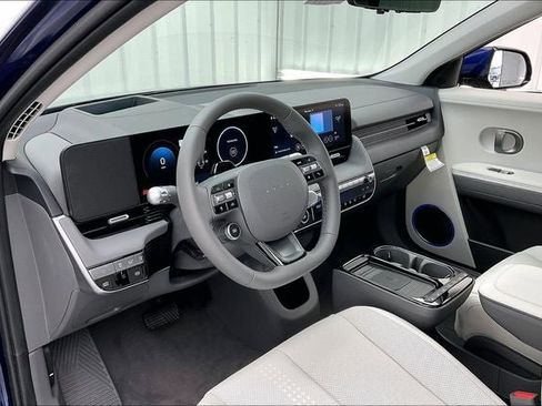 New 2026 Hyundai Ioniq 5 Limited image 8