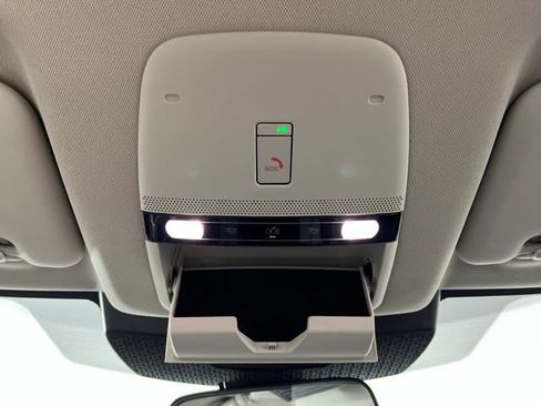 Used 2023 Nissan Ariya FWD image 36