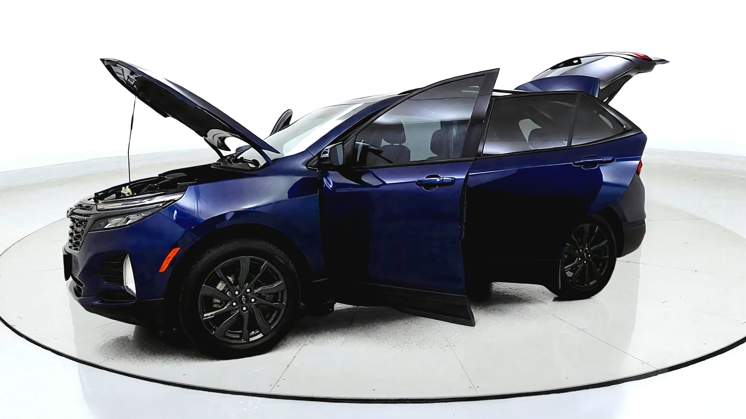 Used 2023 Chevrolet Equinox RS w/ RS Leather Package AWD/4WD image 11