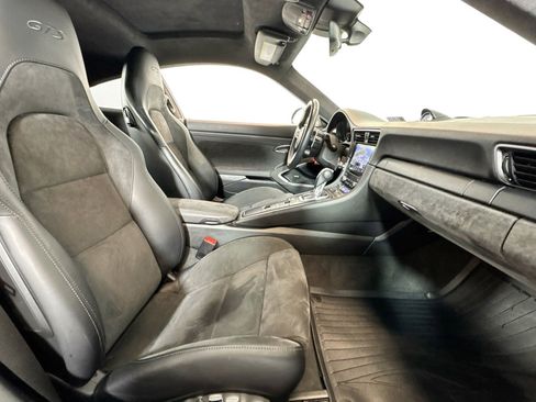 Used 2018 Porsche 911 Carrera GTS image 25