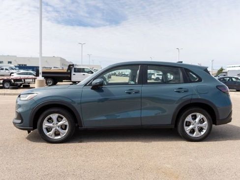 Used 2023 Honda HR-V LX image 4