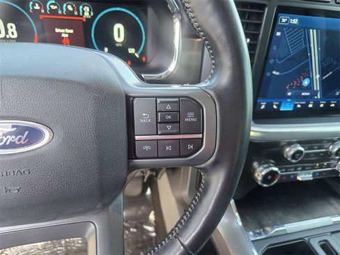 Used 2022 Ford F150 Lariat w/ Equipment Group 501A Mid image 18