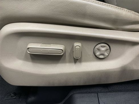 Used 2019 Honda Odyssey EX-L image 18