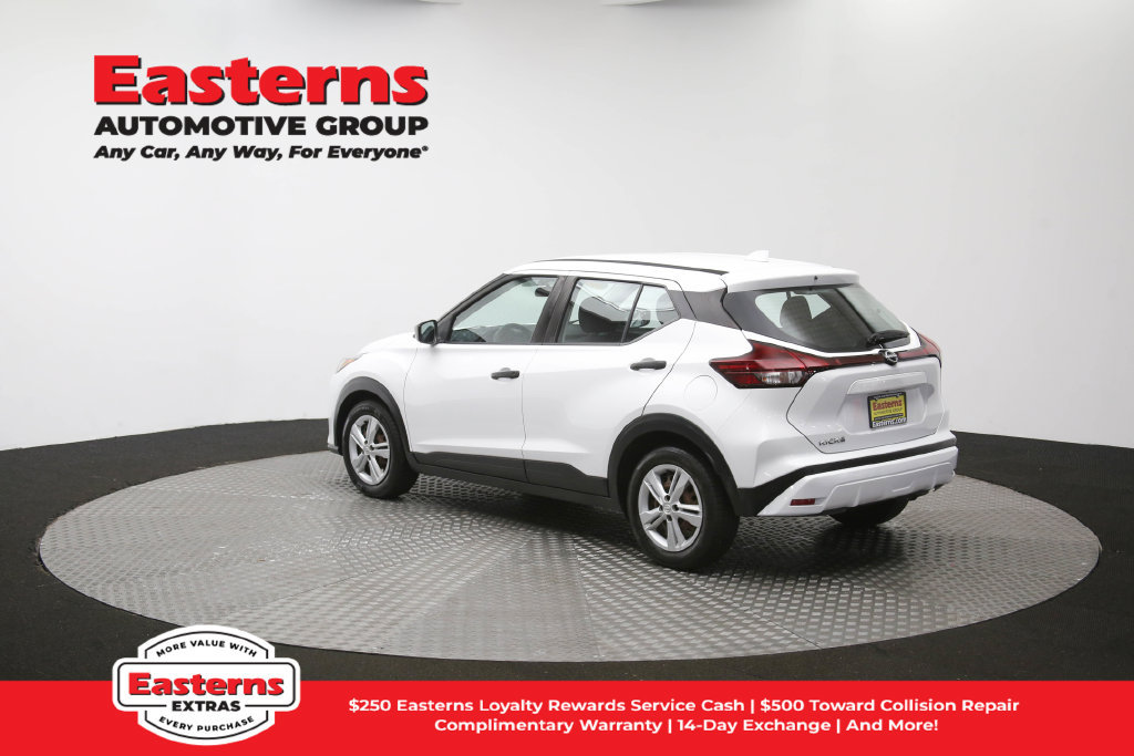 Used 2022 Nissan Kicks S FWD image 63