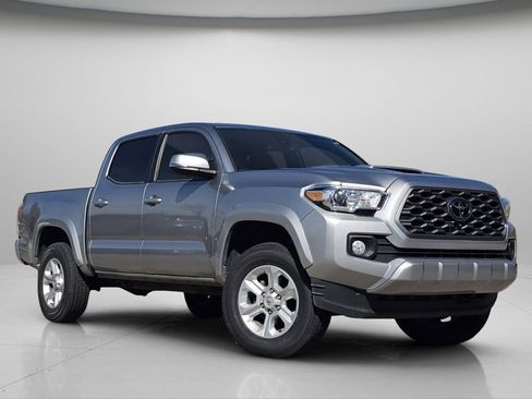 Used 2023 Toyota Tacoma TRD Sport w/ Advanced Technology Package AWD/4WD image 2