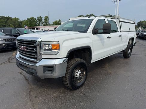 Used 2015 GMC Sierra 2500 4x4 Crew Cab image 1