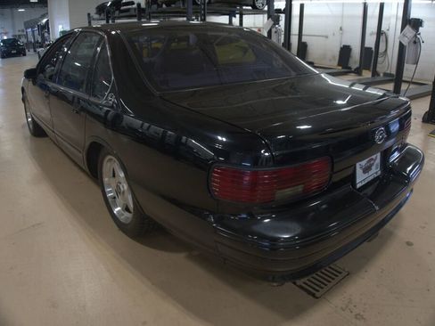 Used 1994 Chevrolet Impala SS image 3