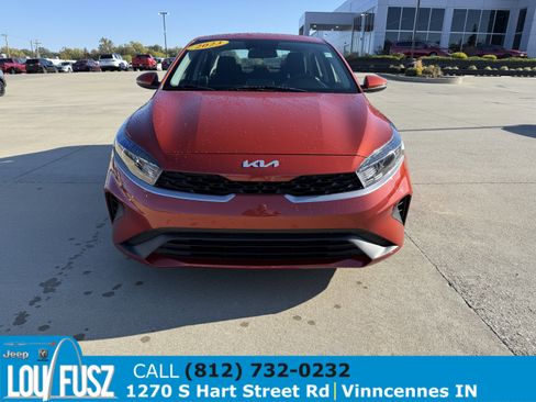 Used 2023 Kia Forte LXS w/ LXS Technology Package image 3