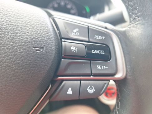 Used 2022 Honda Accord Touring image 21
