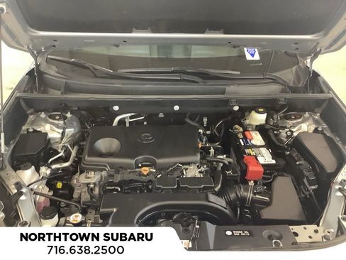 Used 2020 Toyota RAV4 XLE w/ Convenience Package image 24