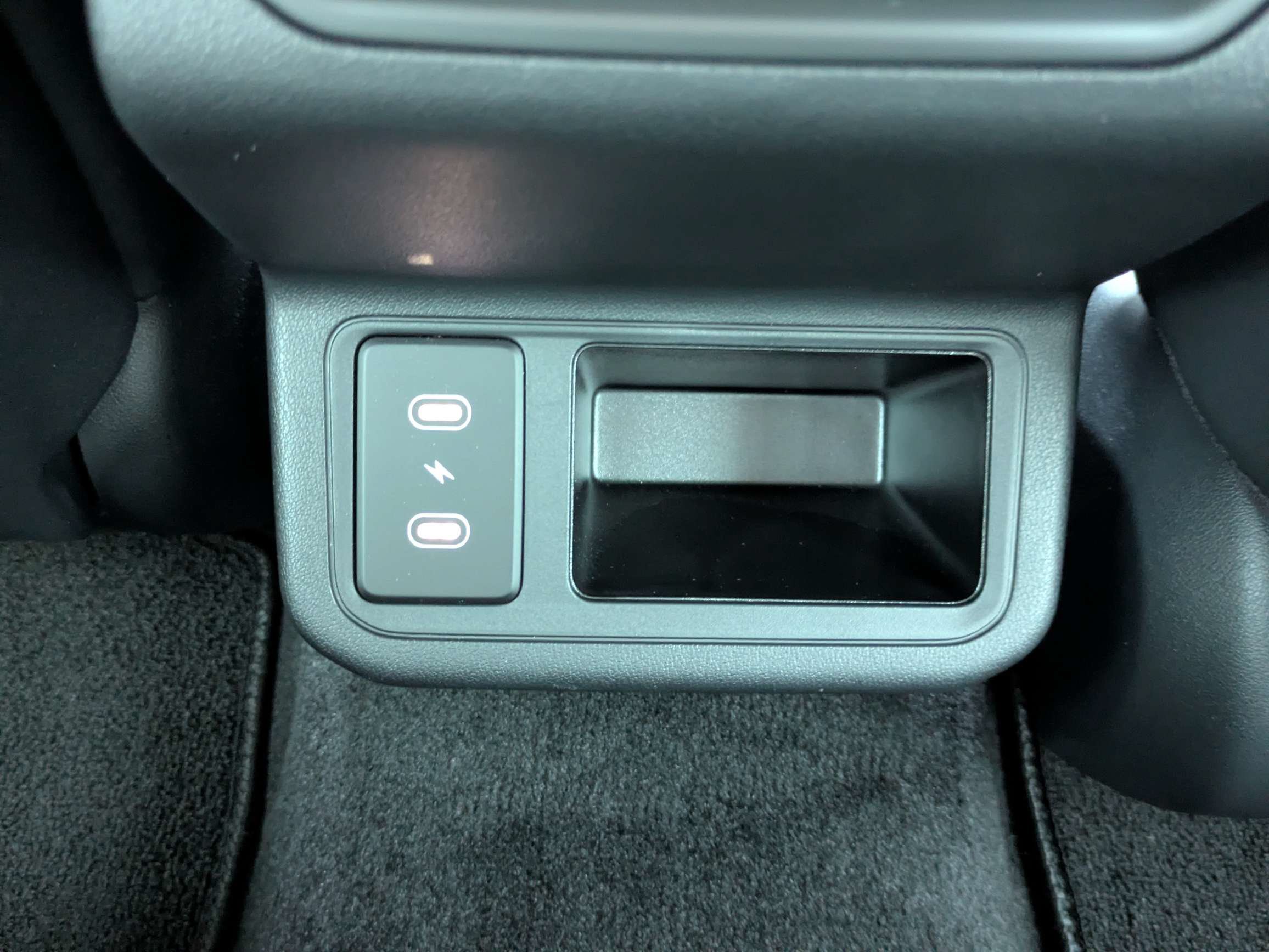 Certified 2025 Kia K4 GT-Line Turbo FWD image 34