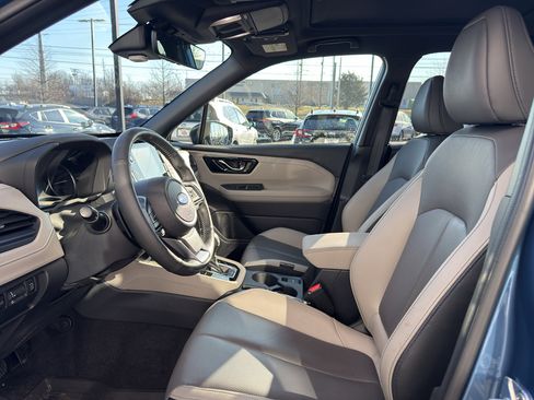 Used 2025 Subaru Forester Limited w/ Popular Package #2 image 8